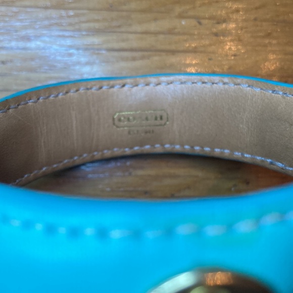 Coach turquoise aqua leather cuff bracelet gold brass turn locks all around. - Picture 3 of 4